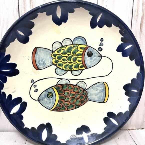 Vintage Boho Mexican Talavera Plates- Hand Painted Bird & Fish Folk Art Set of 2 - Picture 3 of 11